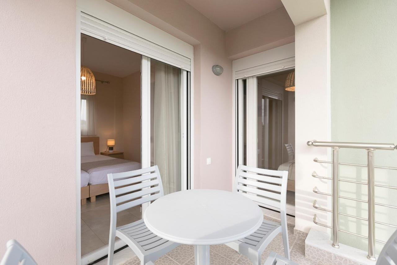 Palm Tree Maisonettes #feelslikehome * Ormos Panagias