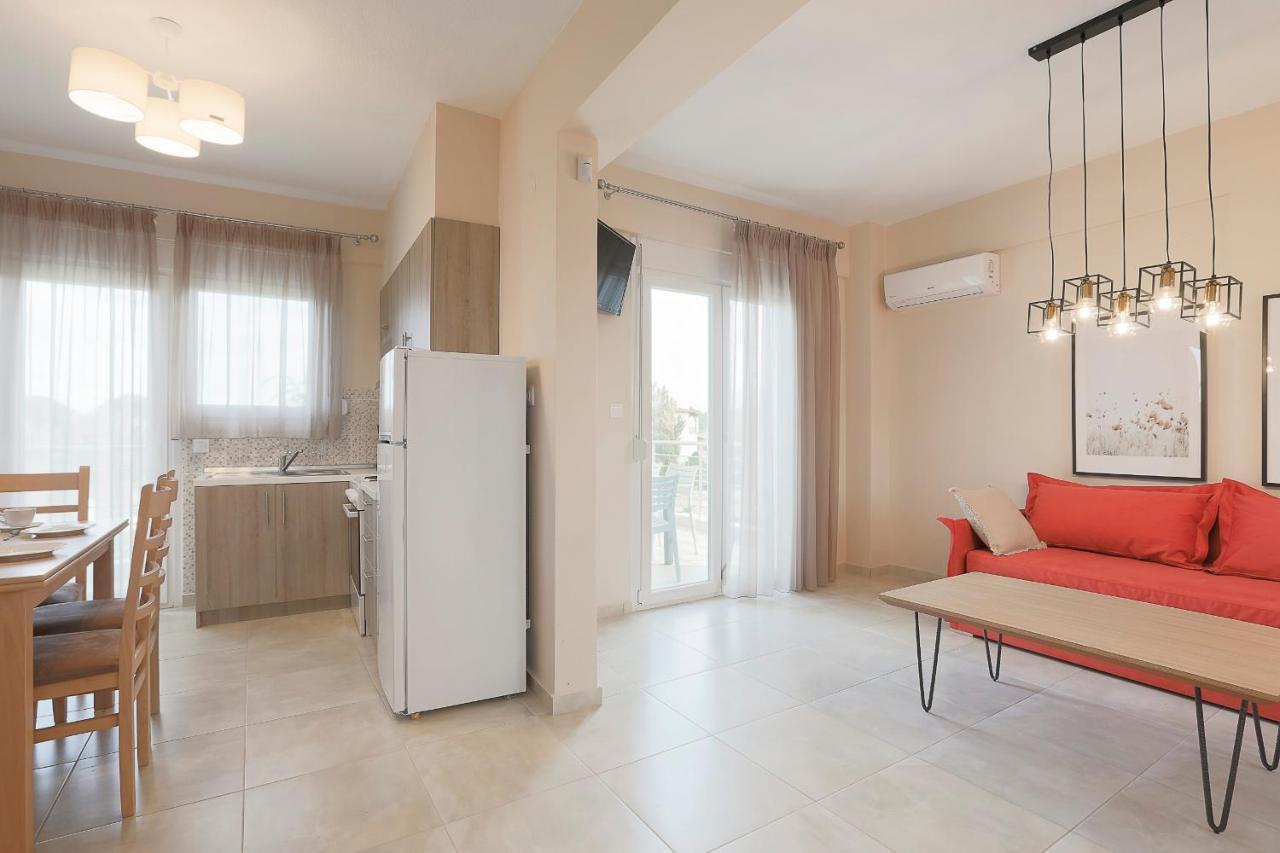 Apartment Palm Tree Maisonettes #feelslikehome Ormos Panagias